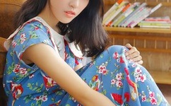 A片粗大的内捧猛烈进出AVV